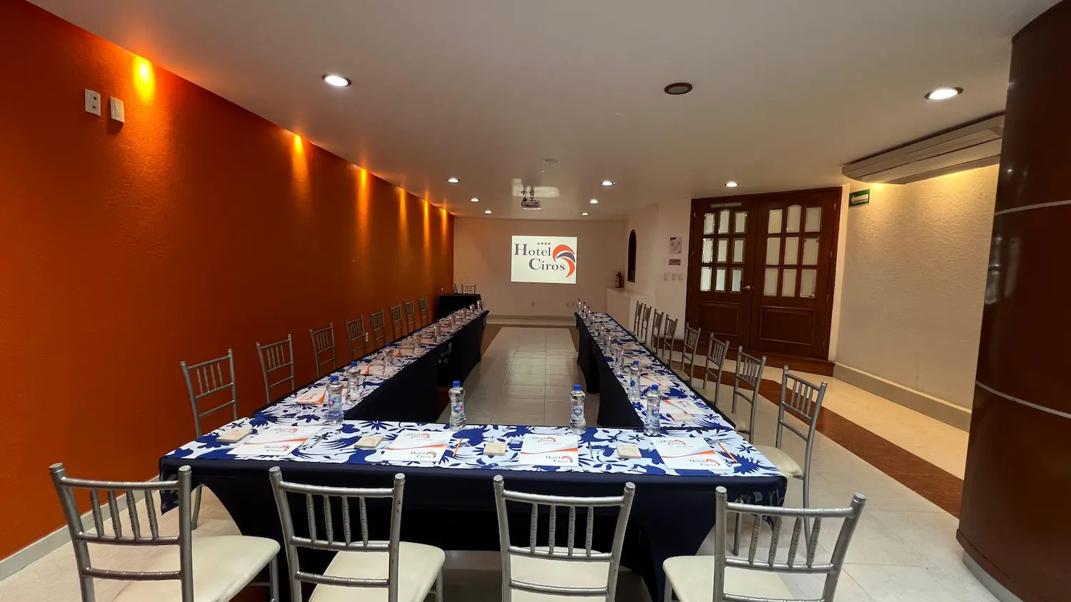 Salón Naranja